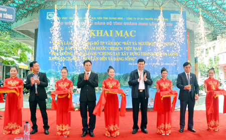 Exhibition highlights Quang Ninh land and people